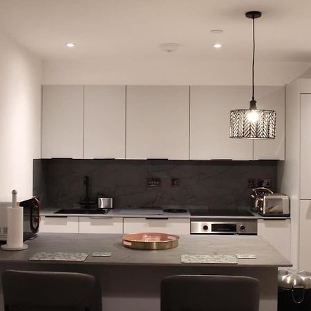 Amazing Luxury One Bedroom Apartment In The Heart Of Preston เพรสตัน ภายนอก รูปภาพ