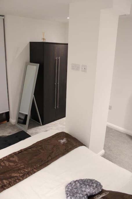 Amazing Luxury One Bedroom Apartment In The Heart Of Preston เพรสตัน ภายนอก รูปภาพ