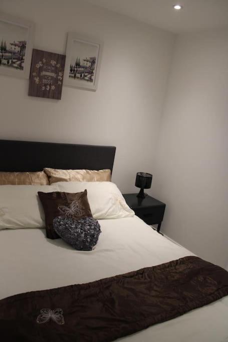 Amazing Luxury One Bedroom Apartment In The Heart Of Preston เพรสตัน ภายนอก รูปภาพ